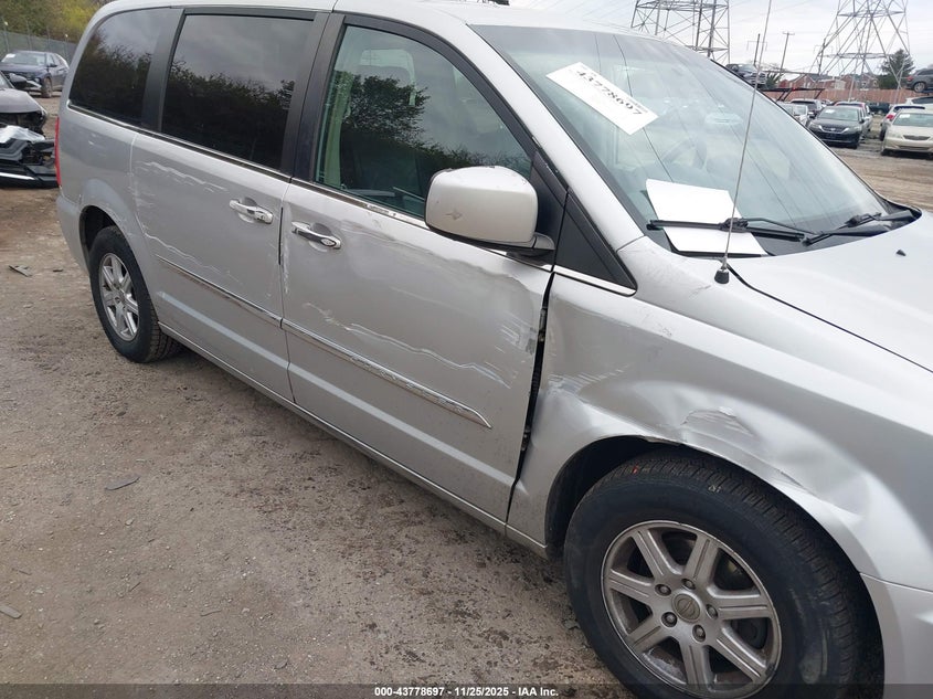 2012 Chrysler Town & Country Touring VIN: 2C4RC1BG9CR337369 Lot: 43778697