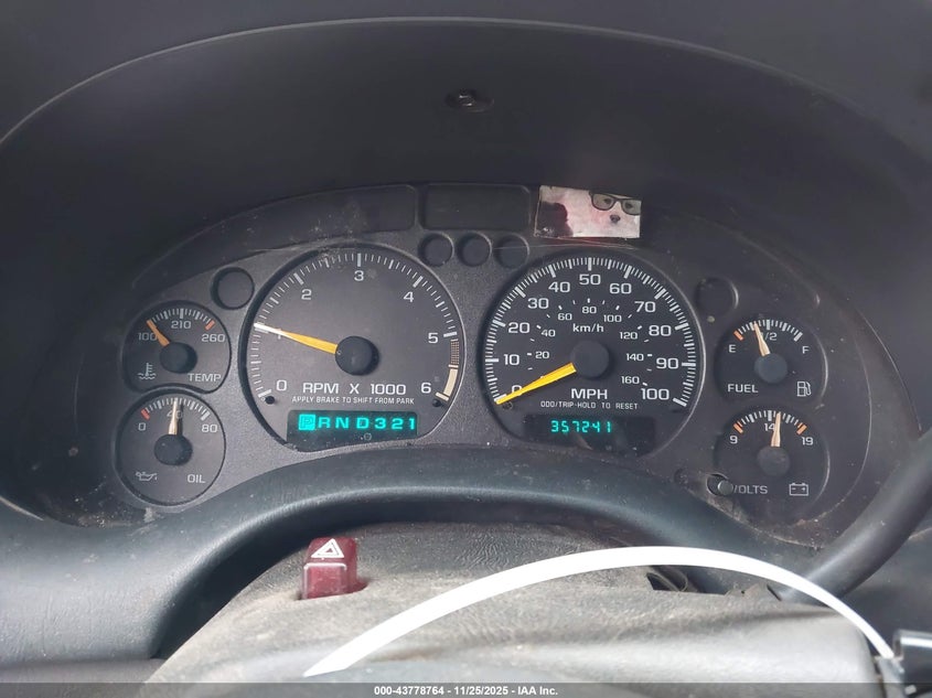 2000 GMC Sonoma Sls VIN: 1GTDT19W0Y8290257 Lot: 43778764