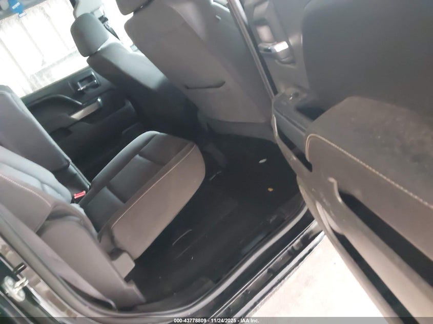 3GCPCREC8HG347354 2017 CHEVROLET SILVERADO photo no. 8