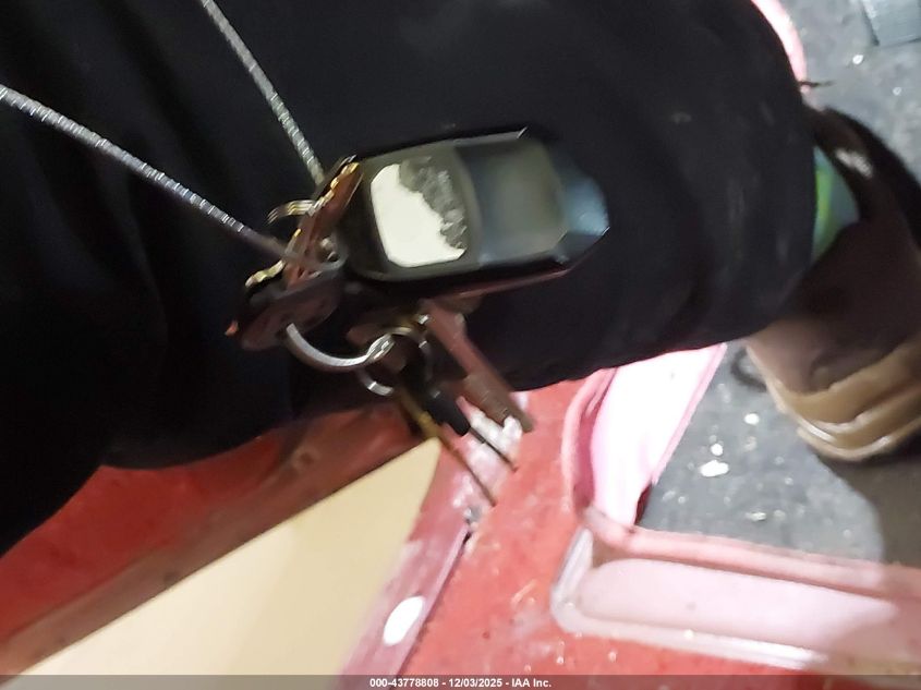 1993 Chevrolet Gmt-400 K1500 VIN: 2GCEK19K9P1176375 Lot: 43778808