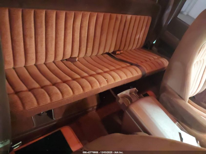 1993 Chevrolet Gmt-400 K1500 VIN: 2GCEK19K9P1176375 Lot: 43778808