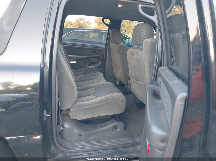 2004 Chevrolet Avalanche 1500 VIN: 3GNEC12T64G157244 Lot: 43778833