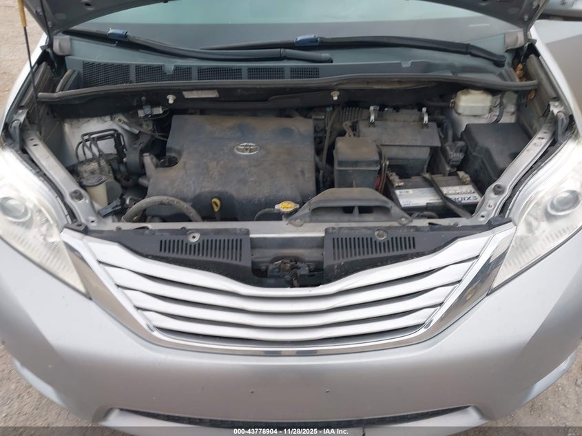2014 Toyota Sienna Limited V6 7 Passenger VIN: 5TDYK3DC1ES426495 Lot: 43778904