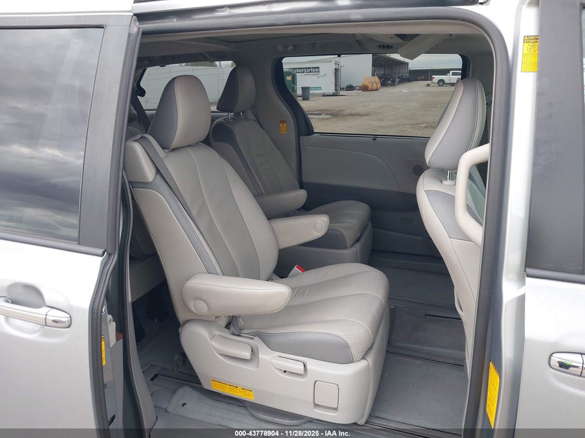 2014 Toyota Sienna Limited V6 7 Passenger VIN: 5TDYK3DC1ES426495 Lot: 43778904