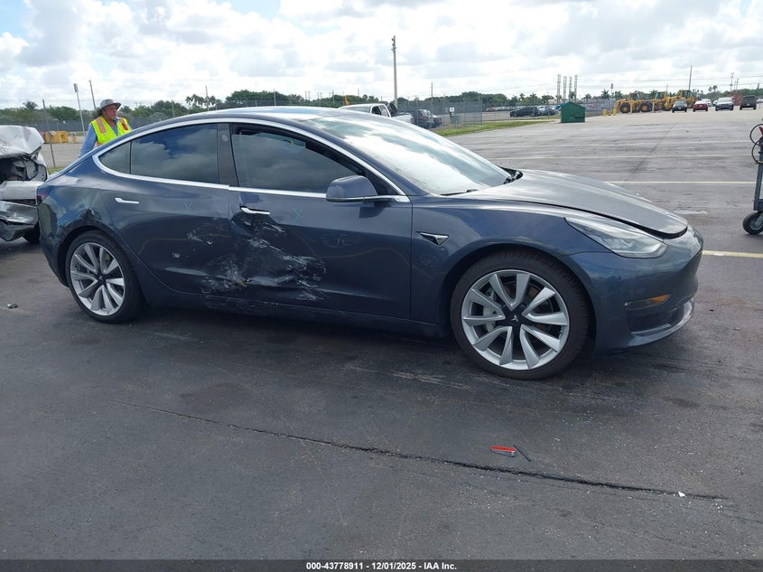 5YJ3E1EB6LF795401 2020 TESLA MODEL 3 photo no. 16