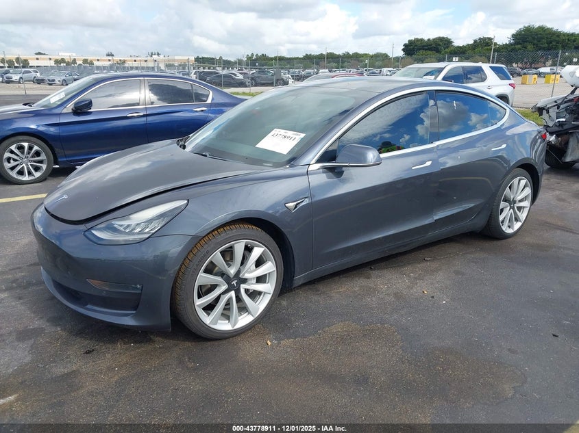 5YJ3E1EB6LF795401 2020 TESLA MODEL 3 photo no. 2