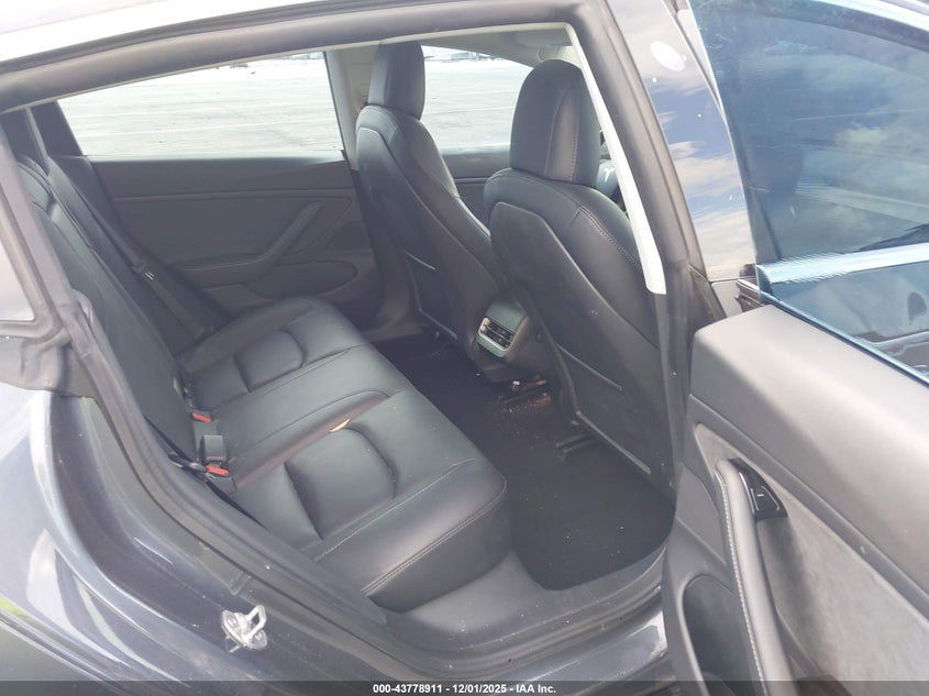 5YJ3E1EB6LF795401 2020 TESLA MODEL 3 photo no. 8