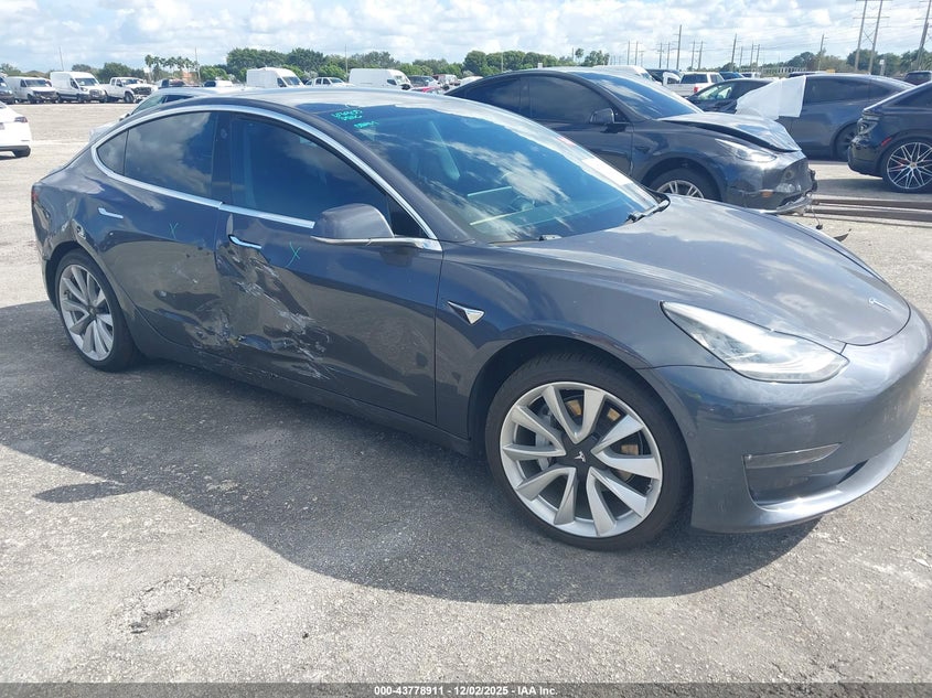 Vin: 5yj3e1eb6lf795401, lot: 44274350, tesla model 3 long range dual motor all-wheel drive 2020 img_1