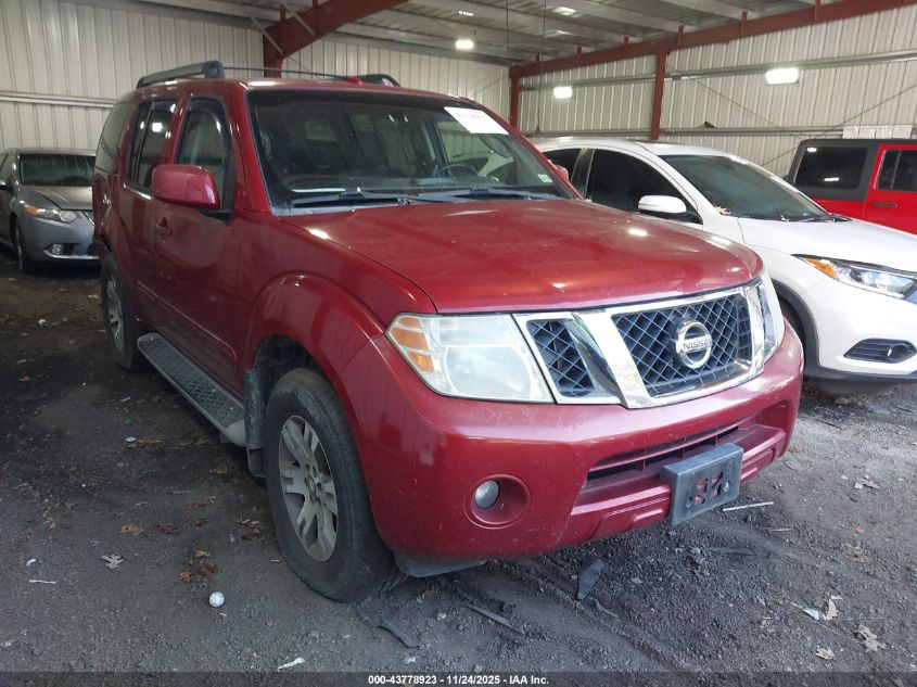 NISSAN PATHFINDER SE