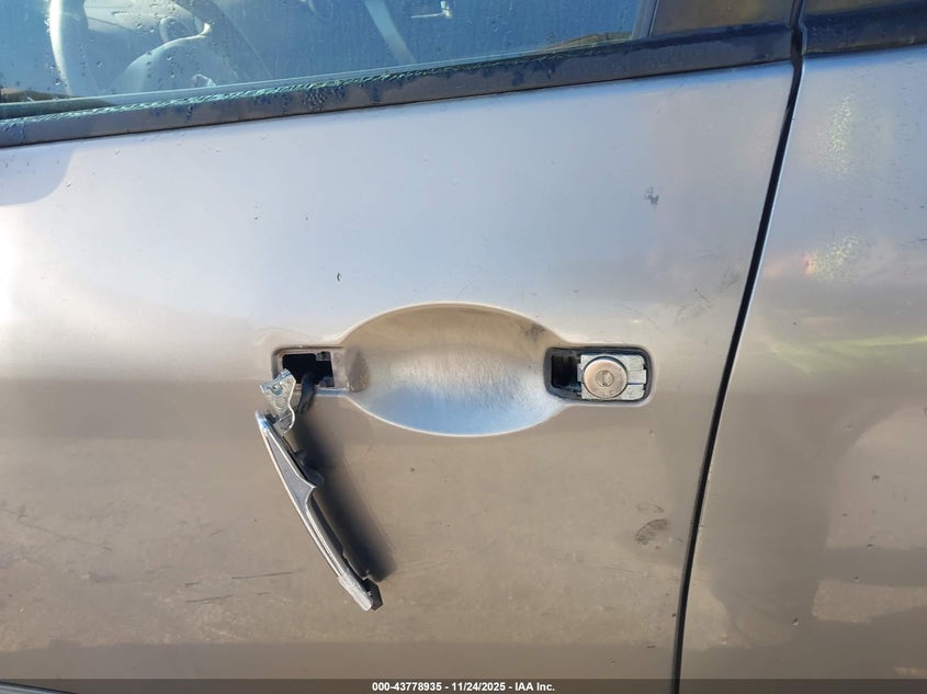 2011 Nissan Rogue Sv VIN: JN8AS5MT8BW165539 Lot: 43778935