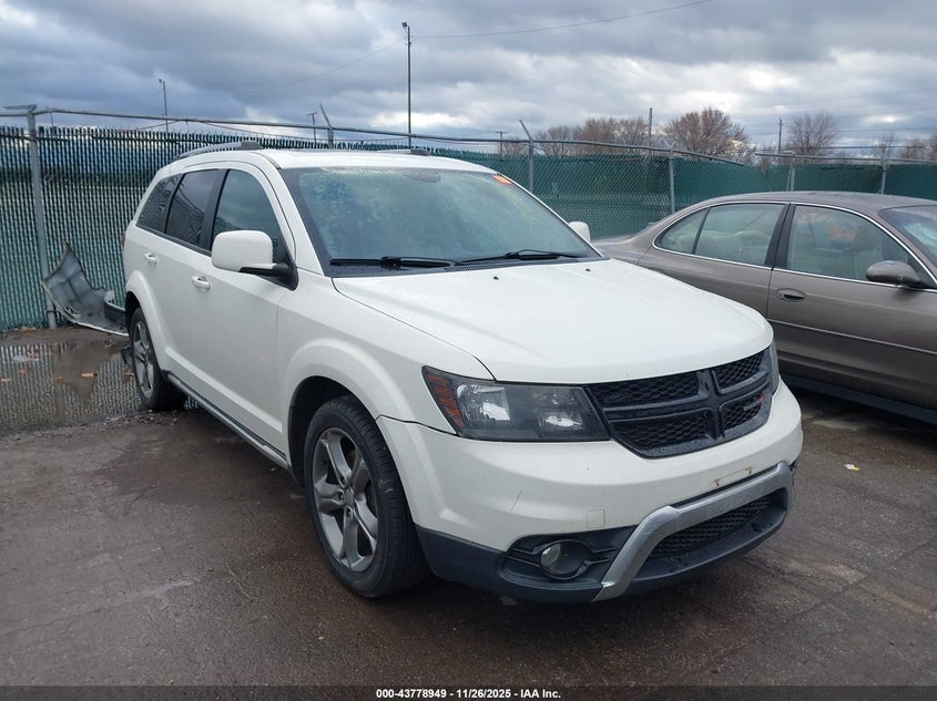 DODGE JOURNEY CROSSROAD PLUS