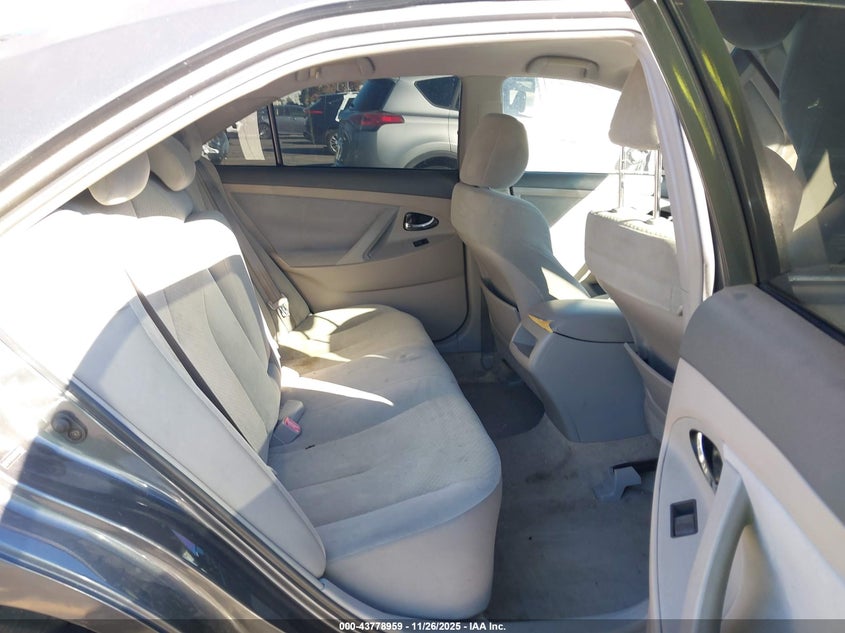 2009 Toyota Camry Le VIN: 4T1BE46K19U405392 Lot: 43778959