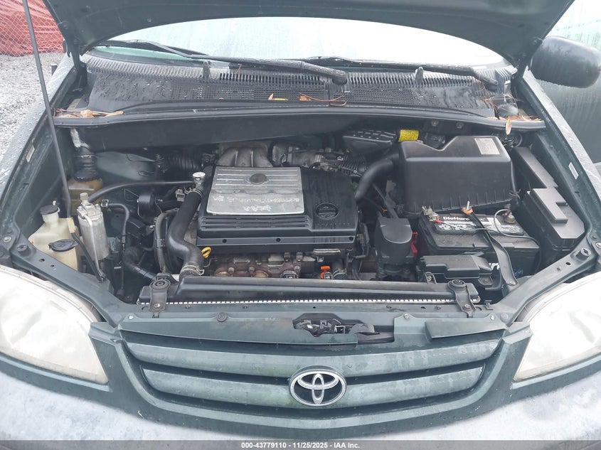 2001 Toyota Sienna Le VIN: 4T3ZF13C51U355812 Lot: 43779110