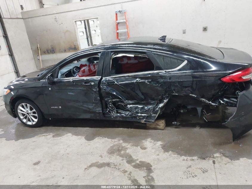 2019 Ford Fusion Hybrid Se VIN: 3FA6P0LU6KR263087 Lot: 43779124