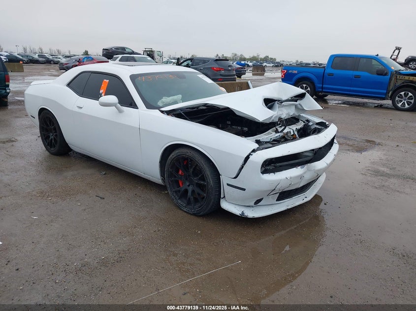 DODGE CHALLENGER R/T PLUS