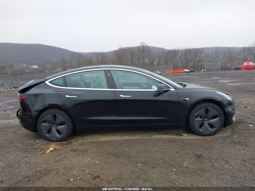 2020 Tesla Model 3 Standard Range Plus Rear-Wheel Drive/Standard Range Rear-Wheel Drive VIN: 5YJ3E1EA6LF606737 Lot: 43779142