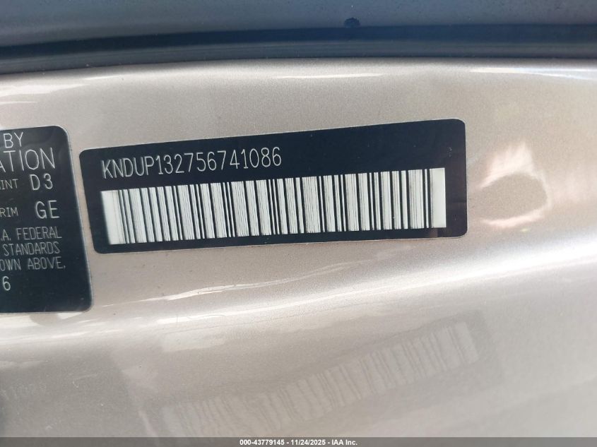 2005 Kia Sedona Ex/Lx VIN: KNDUP132756741086 Lot: 43779145