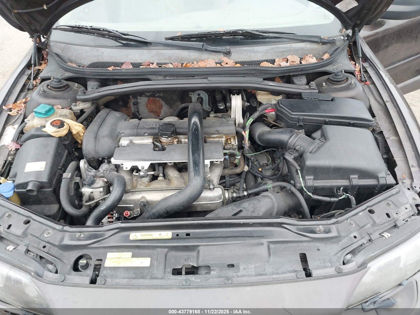 2001 Volvo V70 Xc VIN: YV1SZ58D711025518 Lot: 43779168