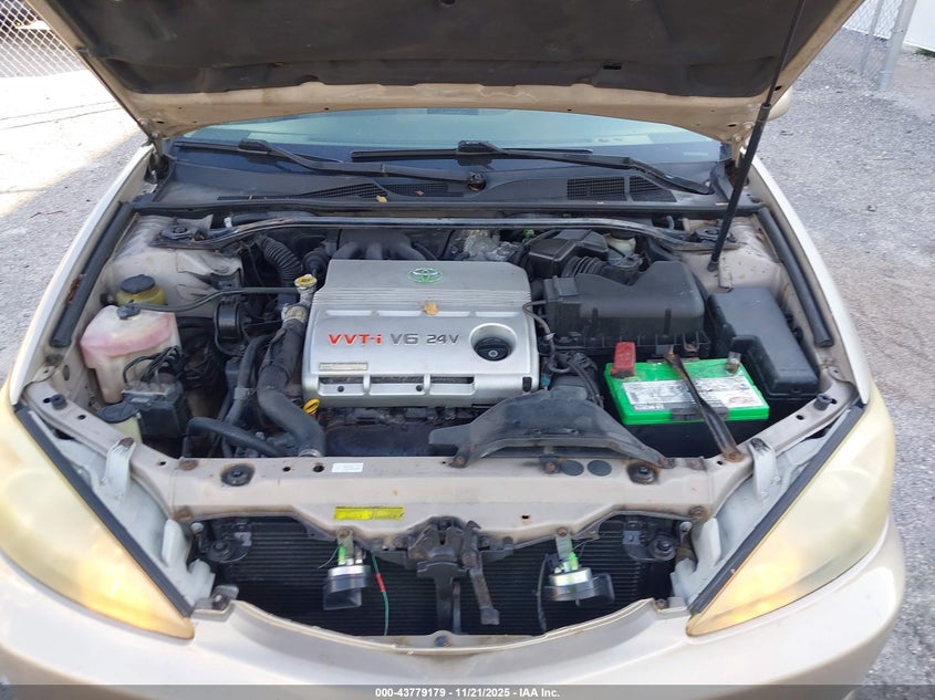 2004 Toyota Camry Le V6/Xle V6 VIN: 4T1BF32K94U583704 Lot: 43779179