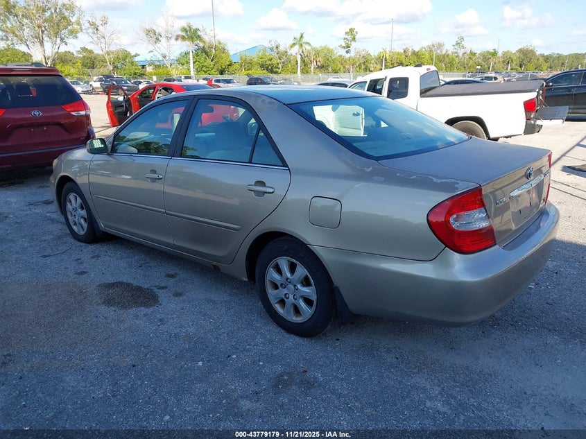 4T1BF32K94U583704 2004 TOYOTA CAMRY photo no. 3