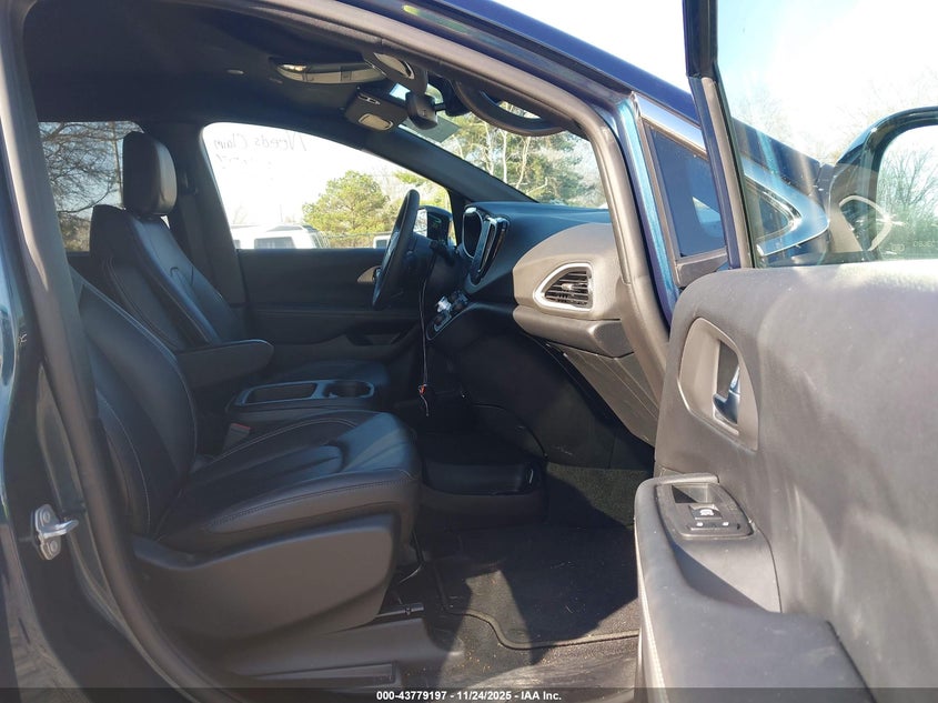 2C4RC1BG1SR578518 2025 CHRYSLER PACIFICA photo no. 5