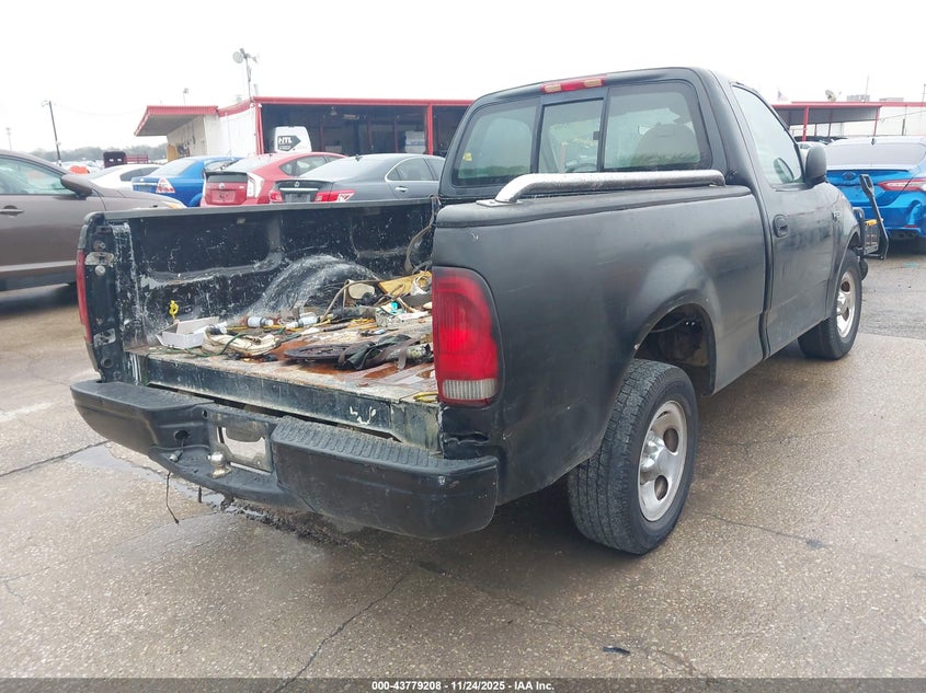 2FTRF17294CA71165 2004 FORD F-150 photo no. 4