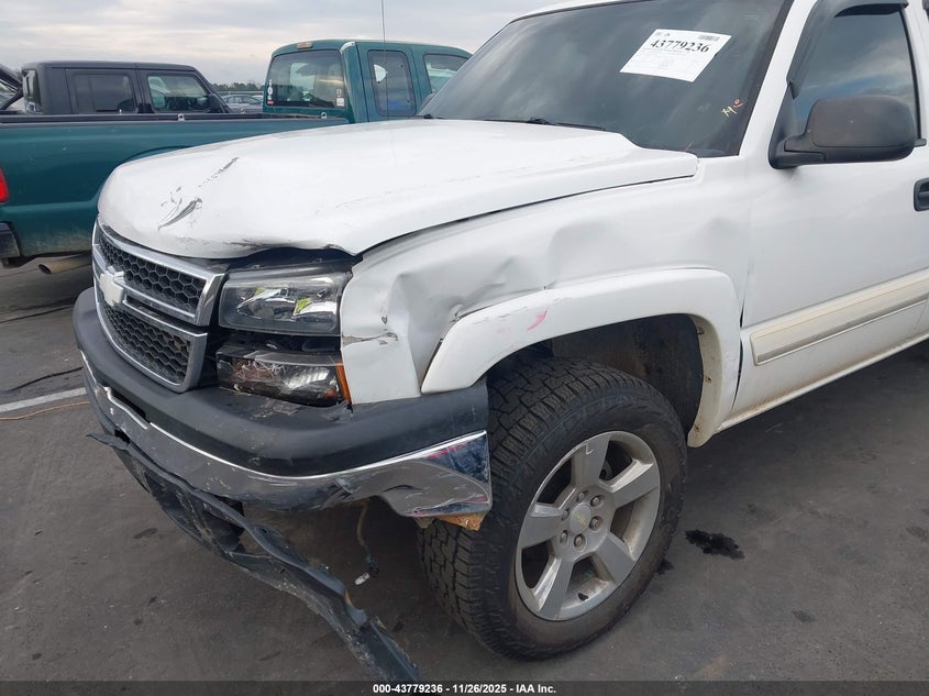 2006 Chevrolet Silverado 1500 Lt2 VIN: 2GCEK13T261151849 Lot: 43779236