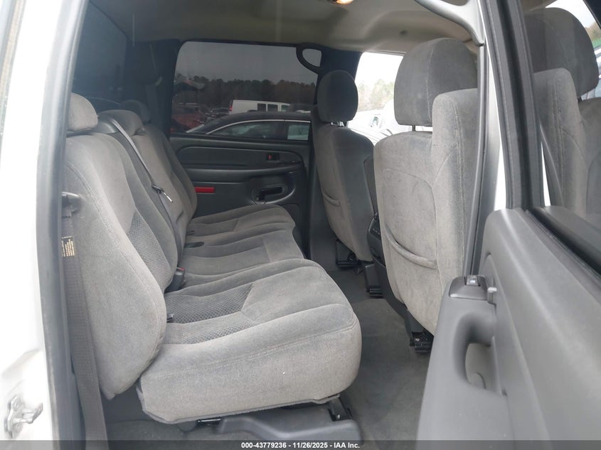 2006 Chevrolet Silverado 1500 Lt2 VIN: 2GCEK13T261151849 Lot: 43779236