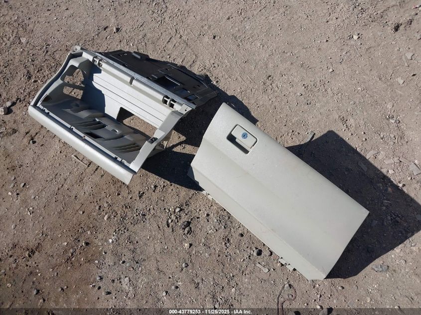 2008 Toyota Camry Le VIN: 4T1BE46K08U754820 Lot: 43779253