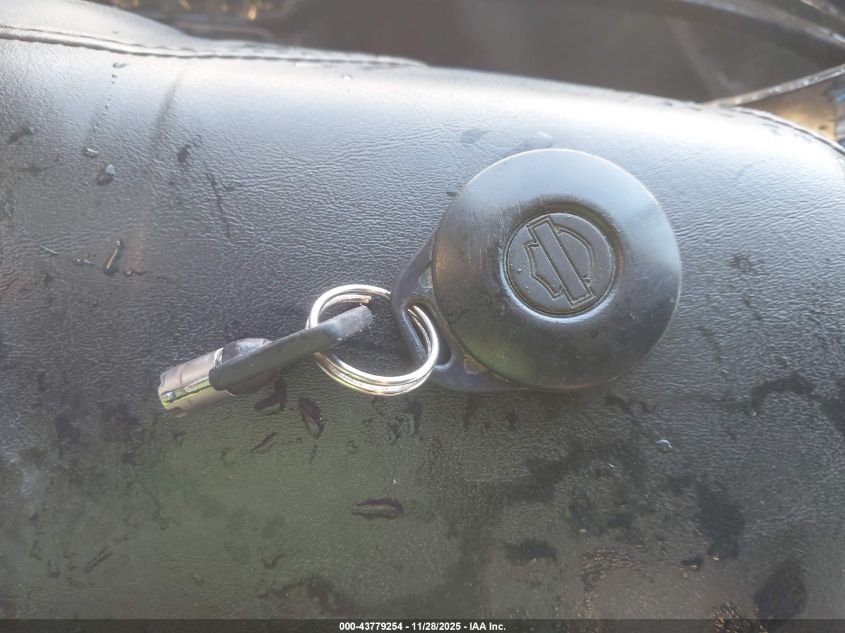 2001 Harley-Davidson Flstf VIN: 1HD1BMY161Y070719 Lot: 43779254