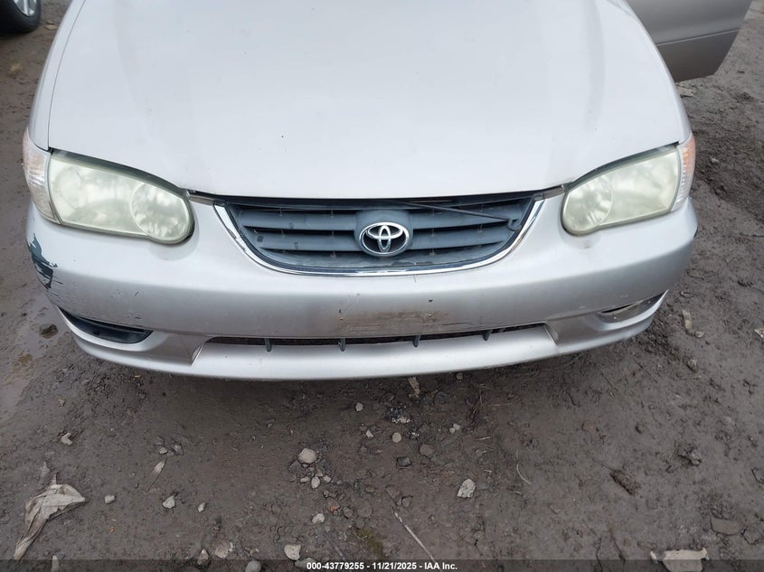1NXBR12EX1Z536134 2001 TOYOTA COROLLA photo no. 13