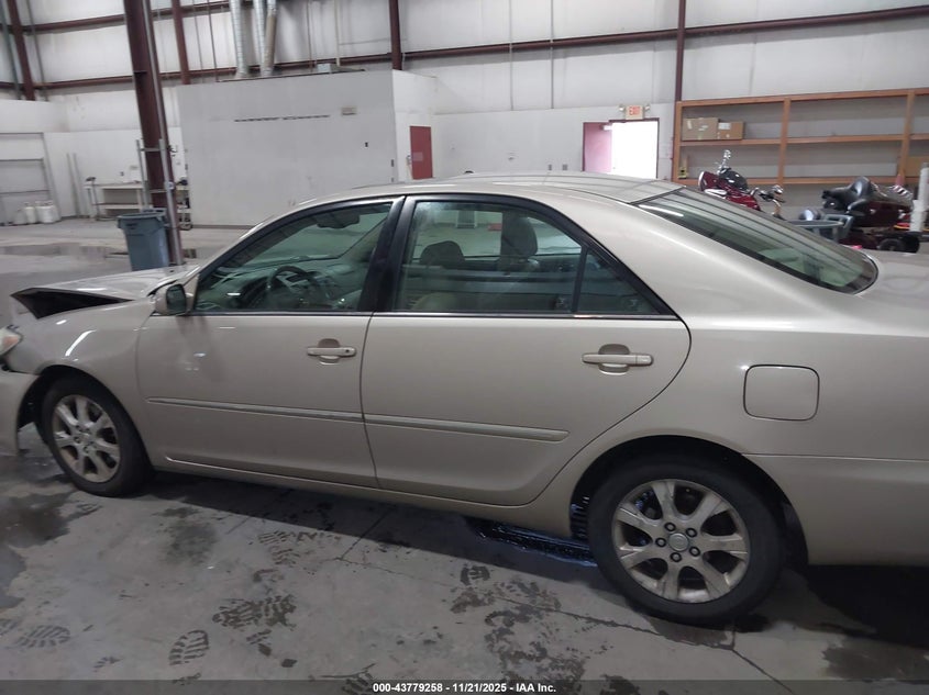 2005 Toyota Camry Xle V6 VIN: 4T1BF30K55U104344 Lot: 43779258
