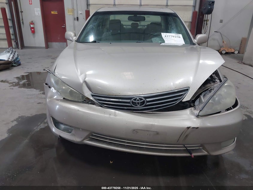 2005 Toyota Camry Xle V6 VIN: 4T1BF30K55U104344 Lot: 43779258