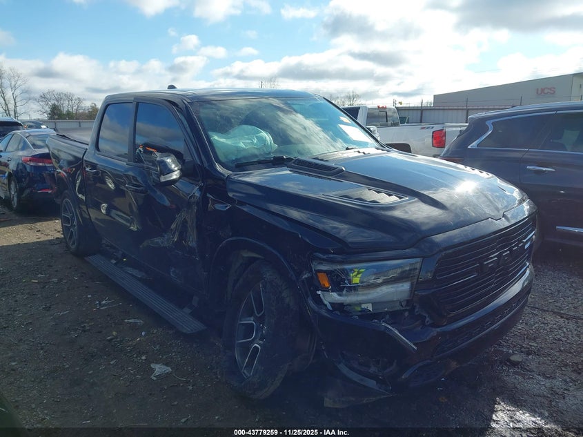 RAM 1500 LARAMIE 4X4 5 7 BOX