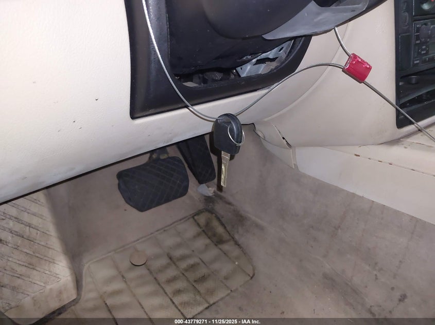 1999 Volkswagen Passat Gls VIN: WVWMA63BXXE462805 Lot: 43779271