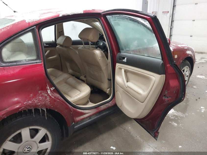 1999 Volkswagen Passat Gls VIN: WVWMA63BXXE462805 Lot: 43779271