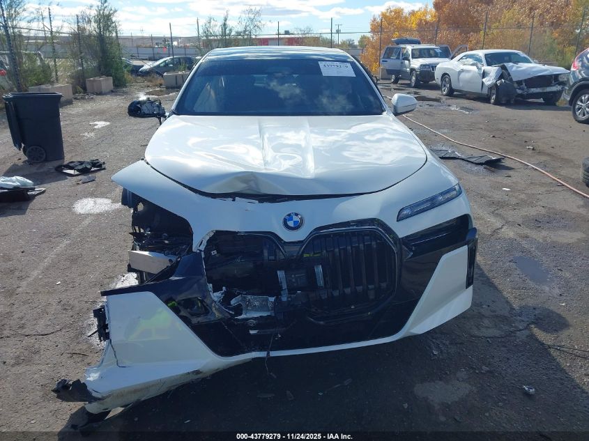 2025 BMW 760Xi VIN: WBA33EJO8SCV55132 Lot: 43779279