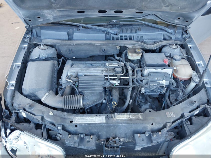 2004 Saturn Ion 2 VIN: 1G8AN12F04Z105582 Lot: 43779282