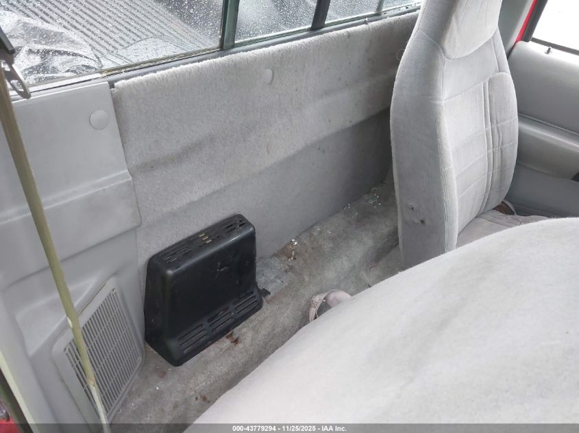 1996 Ford Ranger VIN: 1FTCR10A3TUD35087 Lot: 43779294