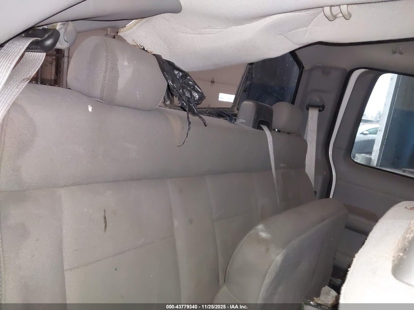 2005 Ford F-150 Stx/Xl/Xlt VIN: 1FTRX14W25NA18646 Lot: 43779340