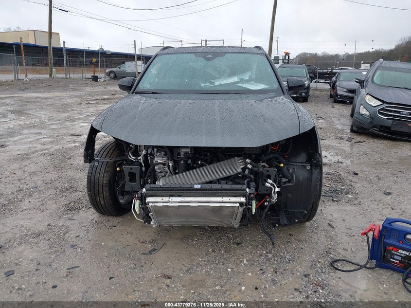 2025 Audi Q3 Premium 45 Tfsi S Line Quattro Tiptronic VIN: WA1EECF30S1048213 Lot: 43779376