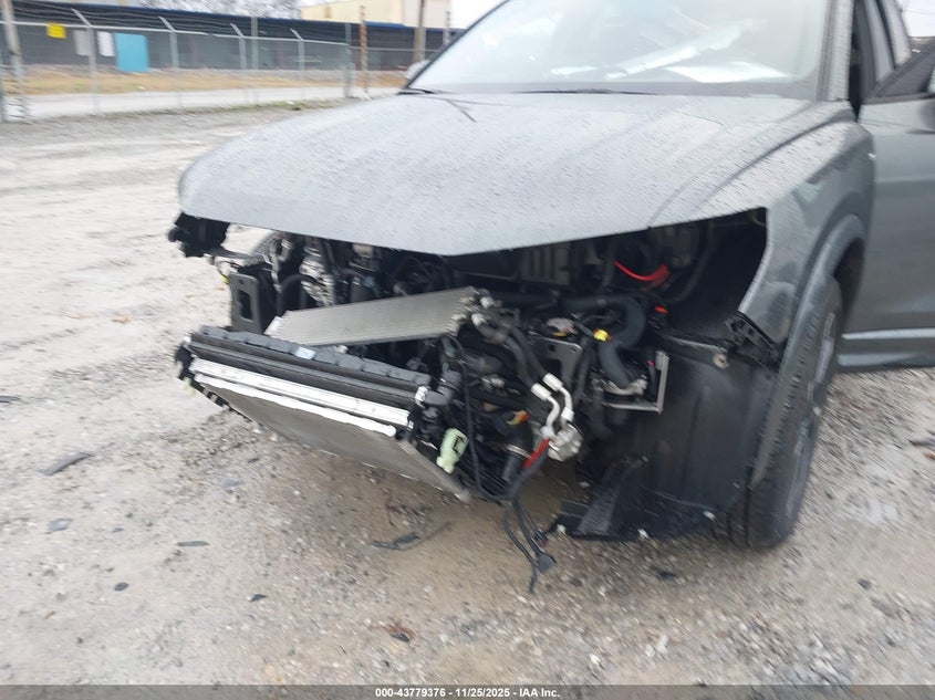 2025 Audi Q3 Premium 45 Tfsi S Line Quattro Tiptronic VIN: WA1EECF30S1048213 Lot: 43779376