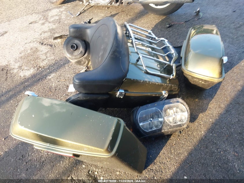 2017 Harley-Davidson Fltrxs Road Glide Special VIN: 1HD1KTC15HB614240 Lot: 43779398