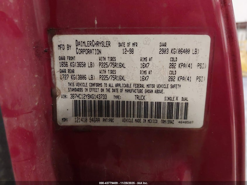 1999 Dodge Ram 1500 St VIN: 3B7HC12Y9XG143733 Lot: 43779409