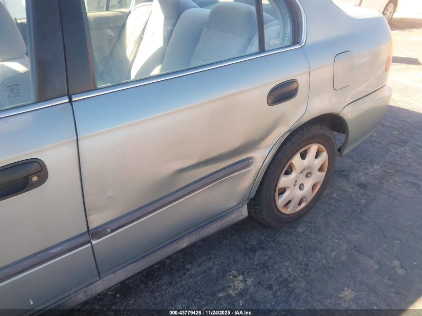 1999 Honda Civic Lx VIN: 1HGEJ6679XL010028 Lot: 43779426