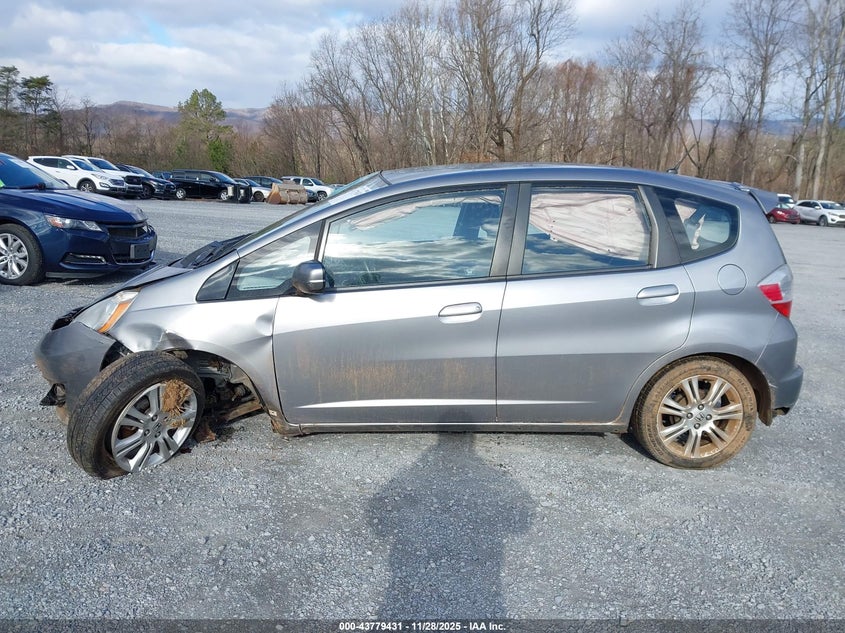 2010 Honda Fit Sport VIN: JHMGE8H43AS001007 Lot: 43779431