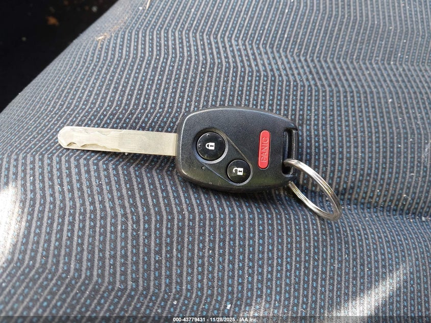 2010 Honda Fit Sport VIN: JHMGE8H43AS001007 Lot: 43779431