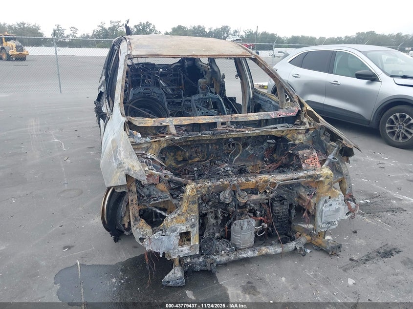 2018 Chrysler Pacifica Touring Plus VIN: 2C4RC1FG1JR212213 Lot: 43779437