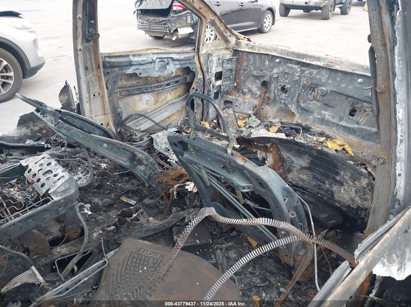 2018 Chrysler Pacifica Touring Plus VIN: 2C4RC1FG1JR212213 Lot: 43779437