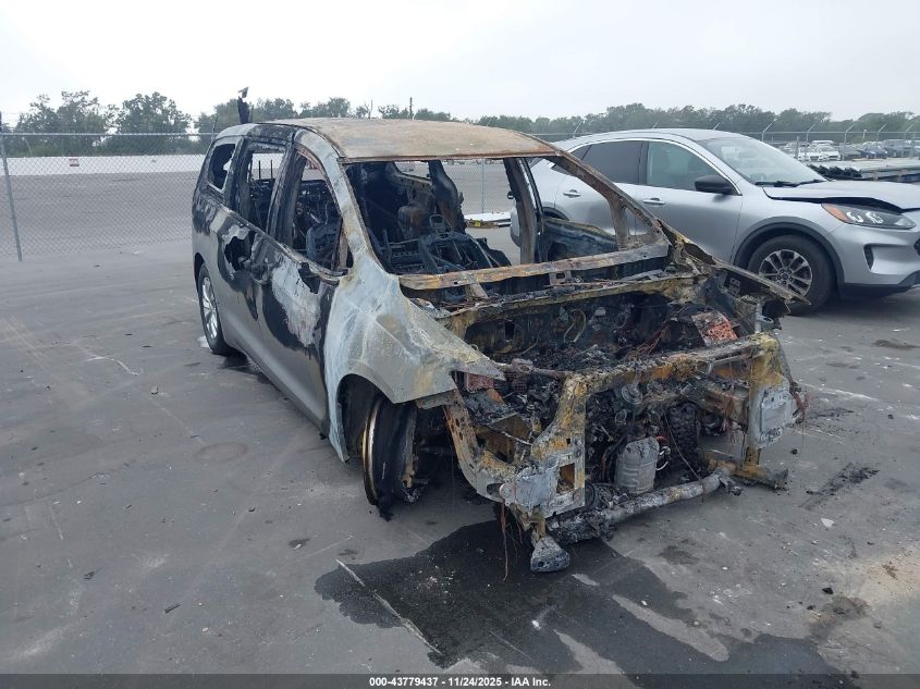 CHRYSLER PACIFICA TOURING PLUS